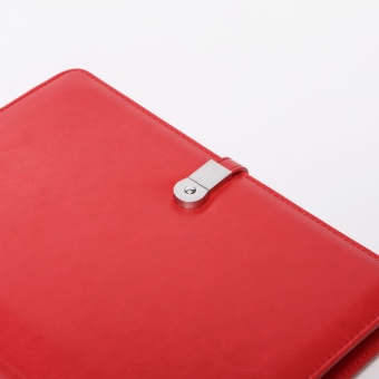 Ежедневник со встроенной USB зарядкой и флешкой 8 ГБ (красный)